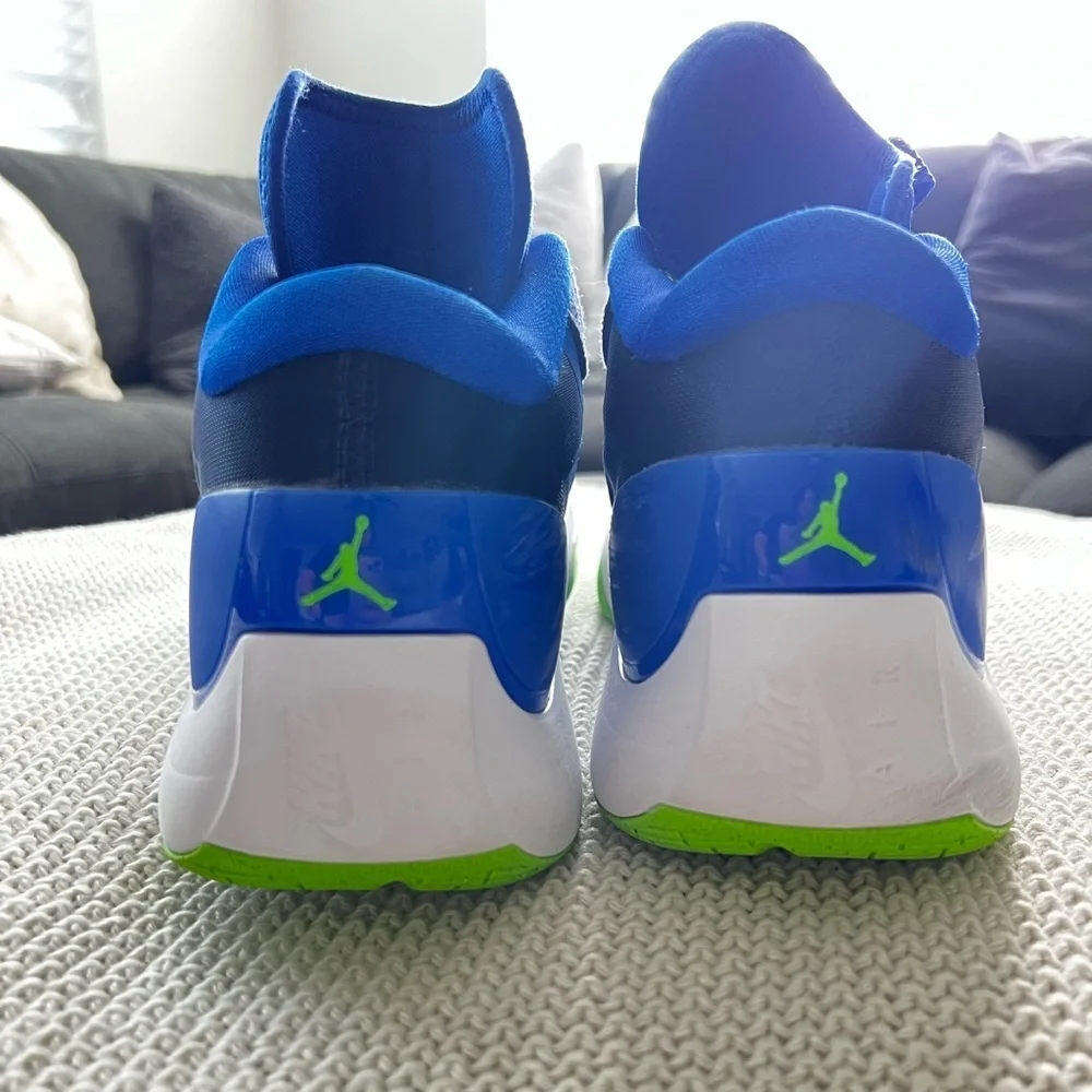 Nike Blue and Green Athletic Shoes